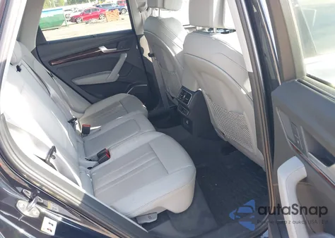 2018 Audi Q5 2.0T Premium/2.0T Tech Premium из США, поврежденный, VIN WA1BNAFY8J2044079